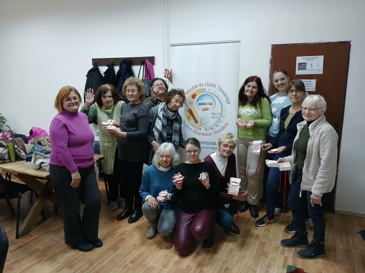 MÉZESKALÁCS KÉSZÍTŐ MŰHELY